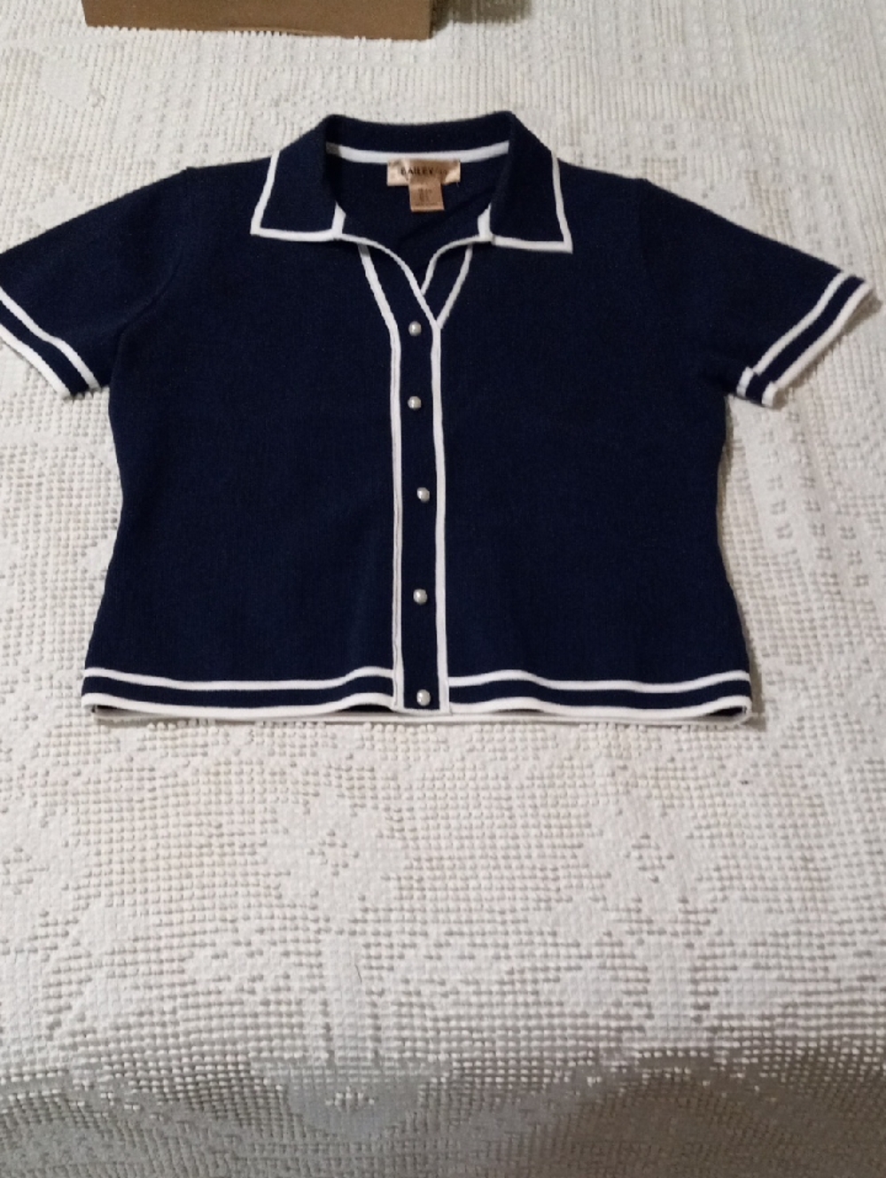 Bailey 44 Navy Short Sleeve Knit Cardigan with White Trim Sz.L